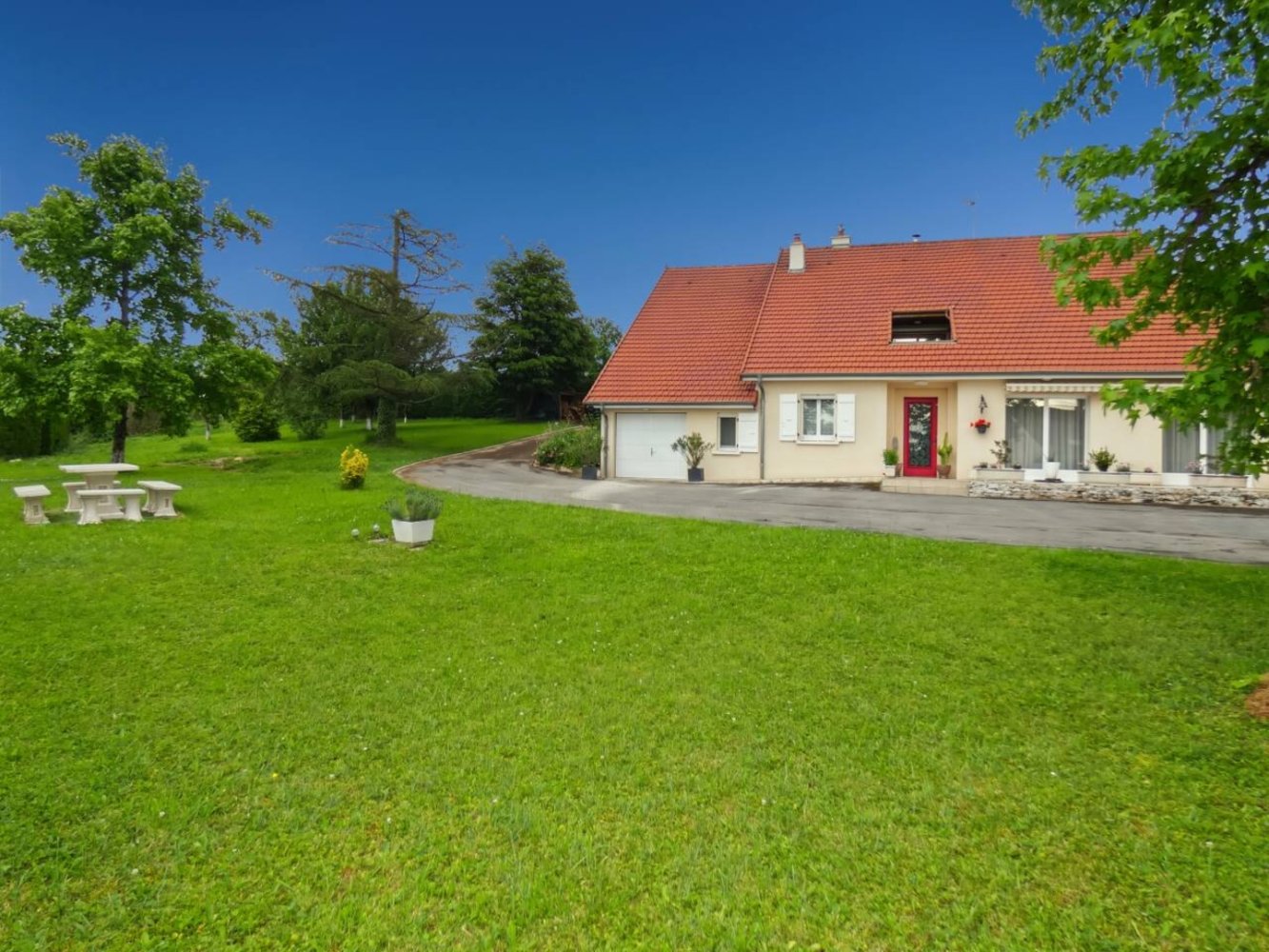 4 Schlafzimmer Haus in Jura, France, Nr. 289323