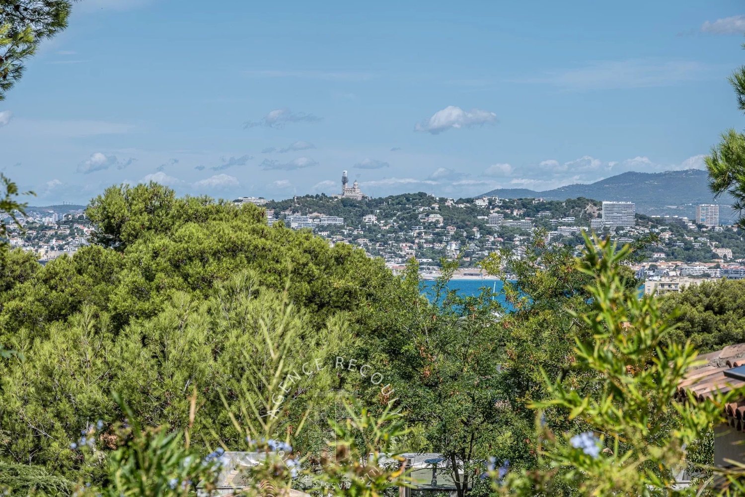 4 bedrooms House in Marseille, France No. 345759