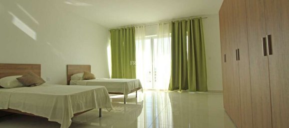 3 bedrooms Apartment in Mellieha, Malta No. 11019 5