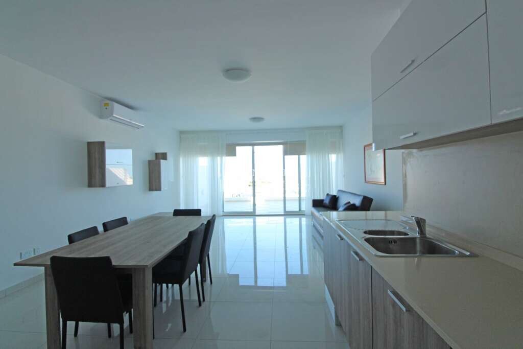 3 bedrooms Apartment in Mellieha, Malta No. 11019