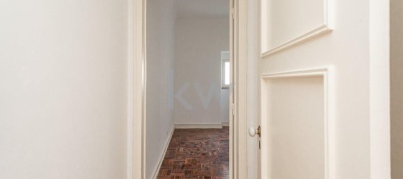 4 bedrooms Apartment in Lisbon, Portugal No. 90097 46