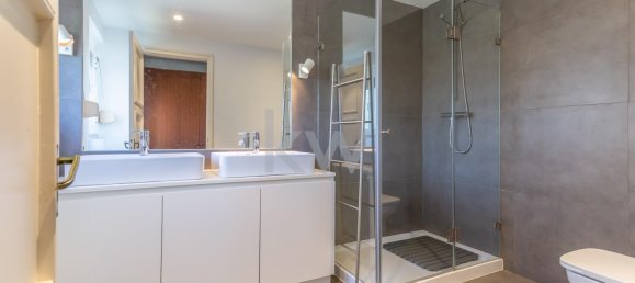 4 bedrooms Apartment in Lisbon, Portugal No. 90097 10