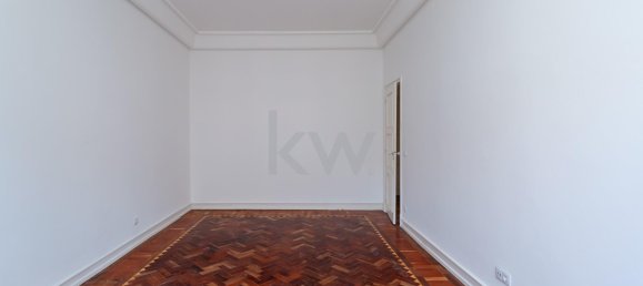 4 bedrooms Apartment in Lisbon, Portugal No. 90097 4