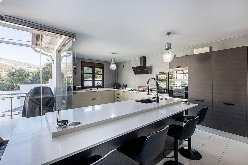 4 Schlafzimmer Haus in Loja, Spain, Nr. 226963