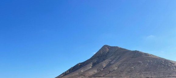  Land in La Oliva, Spain No. 153079 2