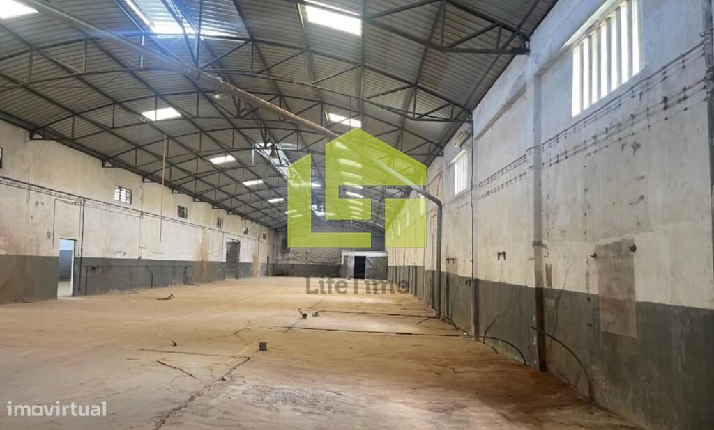 1m² Warehouse in Santarem, Portugal No. 92333