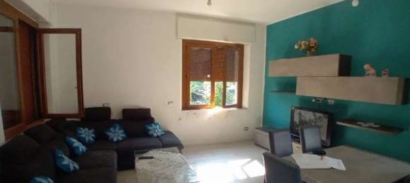 3-salle Villa à Busto Arsizio, Italy No. 8973 30