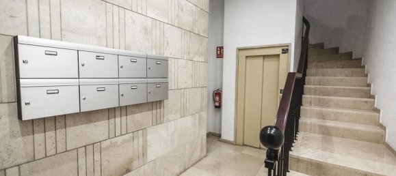 Apartamento de 5 dormitorios en Córdoba, Spain No. 19690 18