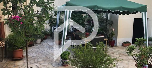 4 bedrooms House in Colombes, France No. 181204 6