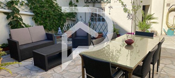 4 bedrooms House in Colombes, France No. 181204 20