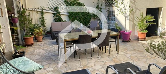 4 bedrooms House in Colombes, France No. 181204 12