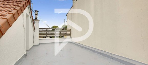 4 bedrooms House in Colombes, France No. 181204 22