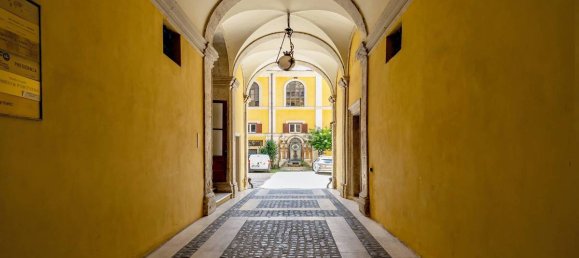 10 bedrooms Apartment in Rome, Italy No. 300258 2