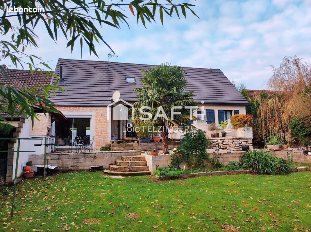 5 Schlafzimmer Haus in Mauregny-en-Haye, France, Nr. 54586