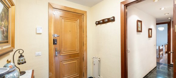 4 bedrooms Apartment in Granada, Spain No. 20039 9