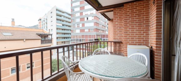 4 bedrooms Apartment in Granada, Spain No. 20039 7