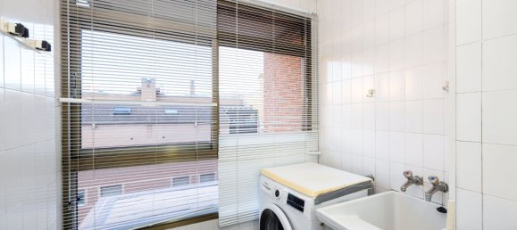 4 bedrooms Apartment in Granada, Spain No. 20039 20