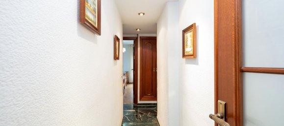 4 bedrooms Apartment in Granada, Spain No. 20039 21