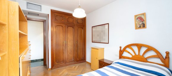 4 bedrooms Apartment in Granada, Spain No. 20039 31