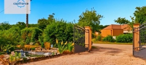 2 bedrooms House in Pierre-de-Bresse, France No. 353409 14