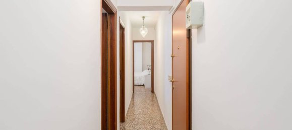 4 rooms Apartment in Venice, Italy No. 220670 10