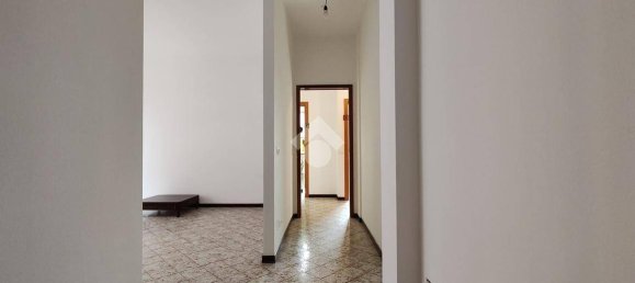 Apartamento T2 em Opera, Italy N.º 67415 17
