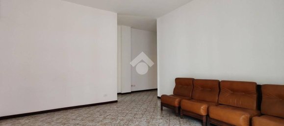 Apartamento T2 em Opera, Italy N.º 67415 9