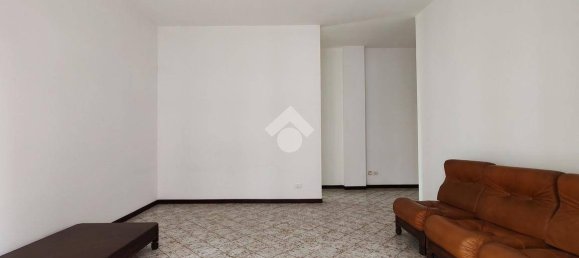 Apartamento T2 em Opera, Italy N.º 67415 20