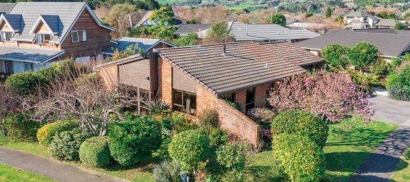 2 Schlafzimmer Haus in Waikanae, New Zealand, Nr. 146 3