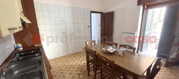 6-Zimmer Haus in Cervinara, Italy, Nr. 340935 11