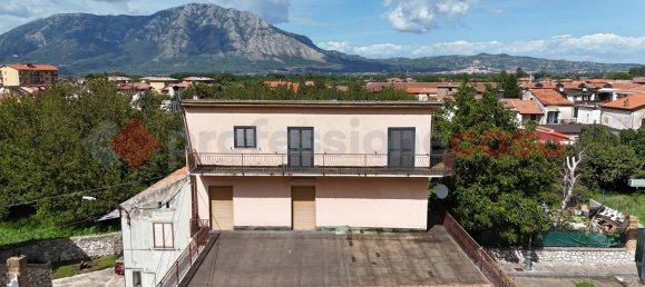 6-Zimmer Haus in Cervinara, Italy, Nr. 340935 24