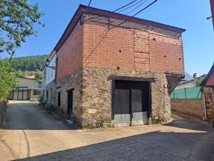 118m² Land in Castropodame, Spain No. 181984