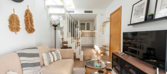 2 bedrooms Penthouse in Fuengirola, Spain No. 182160 3