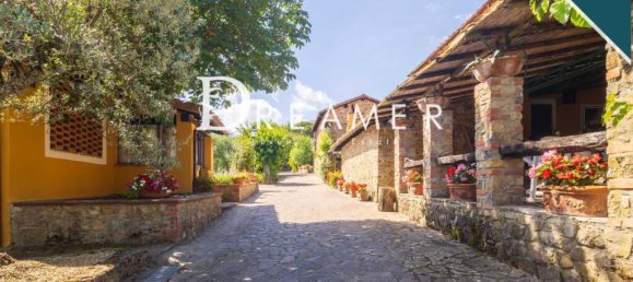 Villa de 9 dormitorios en Laterina Pergine Valdarno, Italy No. 362928 11