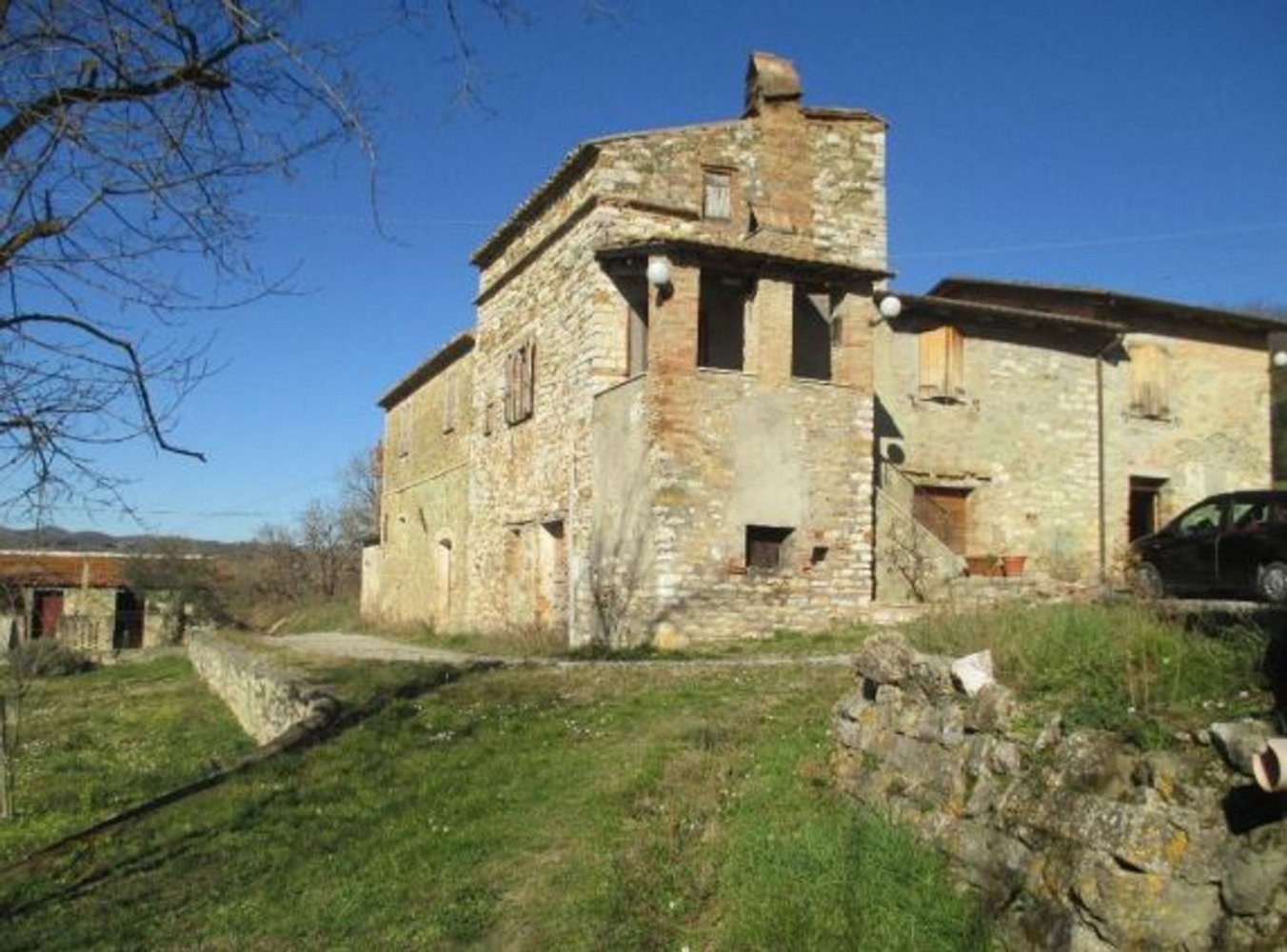 6 rooms Apartment in Corciano, Italy No. 42964