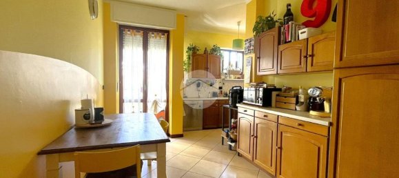 Квартира с 2 спальнями в Сальяно Микка, Италия № 90179 8