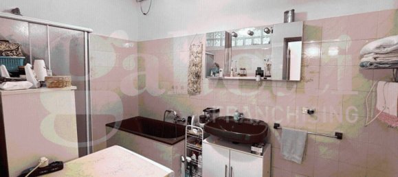 2 Schlafzimmer Wohnung in Perugia, Italy, Nr. 115552 5