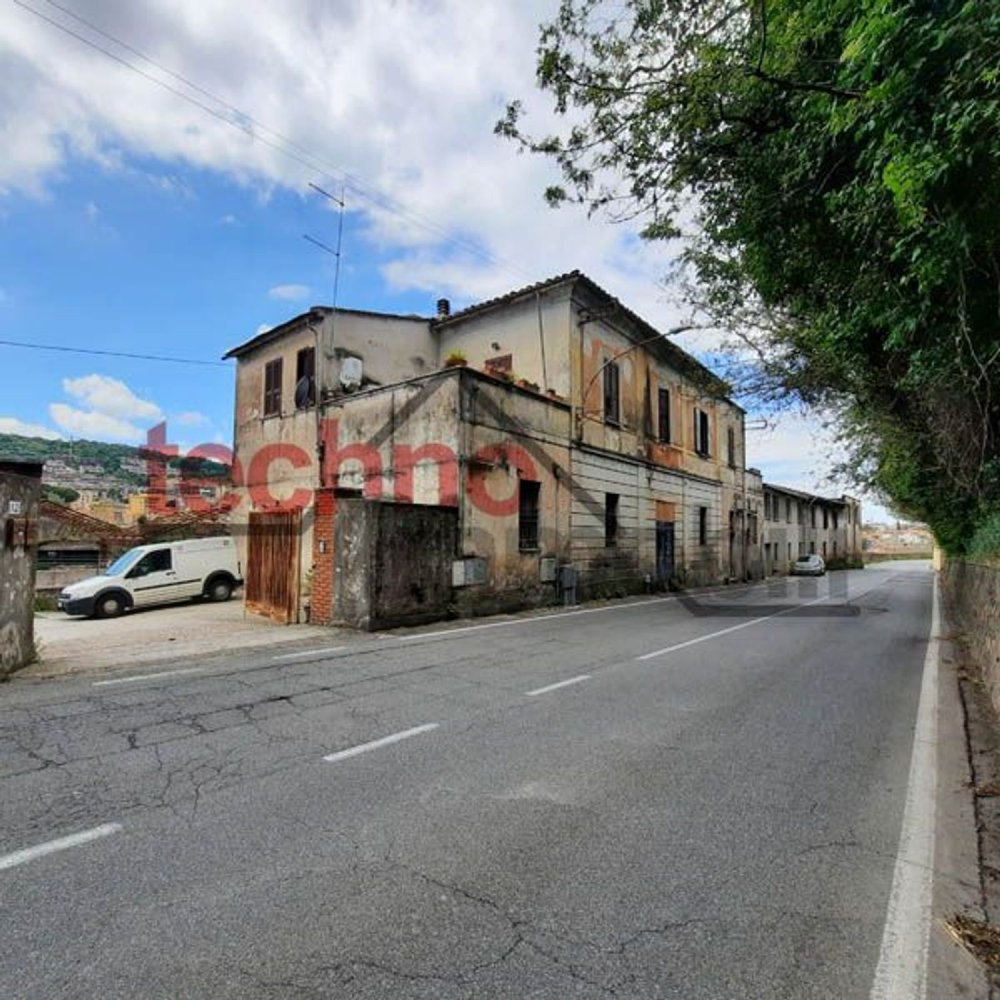 4 Schlafzimmer Wohnung in Tivoli, Italy, Nr. 115586