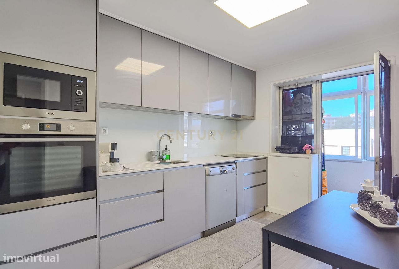 2 غرف نوم شقة في Rio Tinto, Portugal رقم 203805