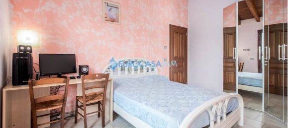 4 bedrooms Villa in Novi di Modena, Italy No. 59546 22