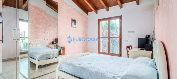 4 bedrooms Villa in Novi di Modena, Italy No. 59546 21