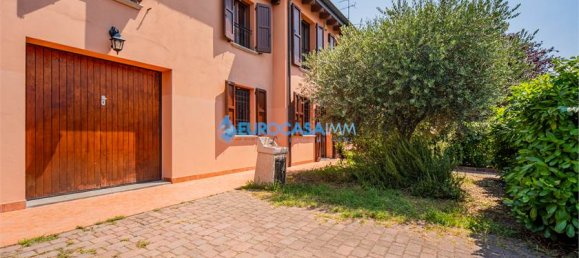 4 bedrooms Villa in Novi di Modena, Italy No. 59546 30