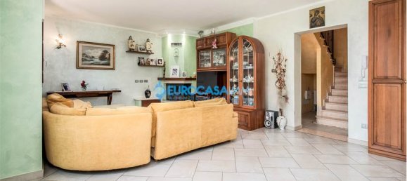 4 bedrooms Villa in Novi di Modena, Italy No. 59546 11