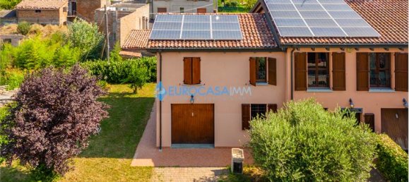 4 bedrooms Villa in Novi di Modena, Italy No. 59546 36