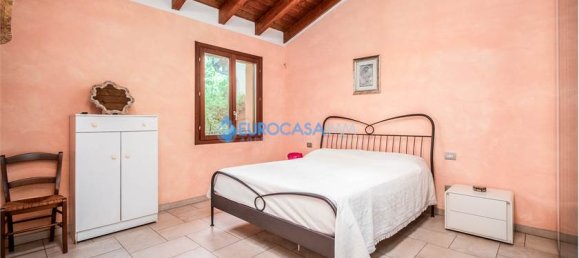 4 bedrooms Villa in Novi di Modena, Italy No. 59546 19