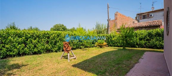 4 bedrooms Villa in Novi di Modena, Italy No. 59546 37