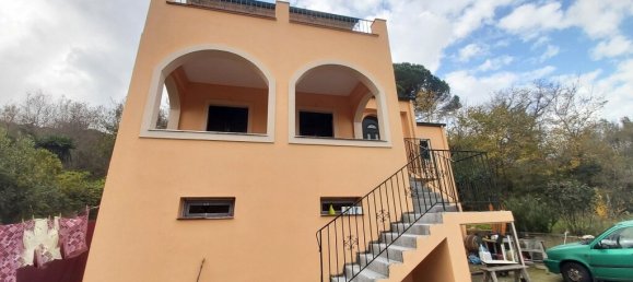 2 bedrooms Commercial property in Corfu, Greece No. 3683 4