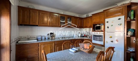 4 bedrooms House in Vila Nova de Gaia, Portugal No. 113019 4