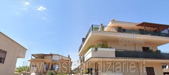 3 rooms Apartment in Rome, Italy No. 198959 6