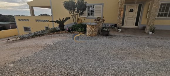 Villa T3 em Albufeira, Portugal N.º 117858 2